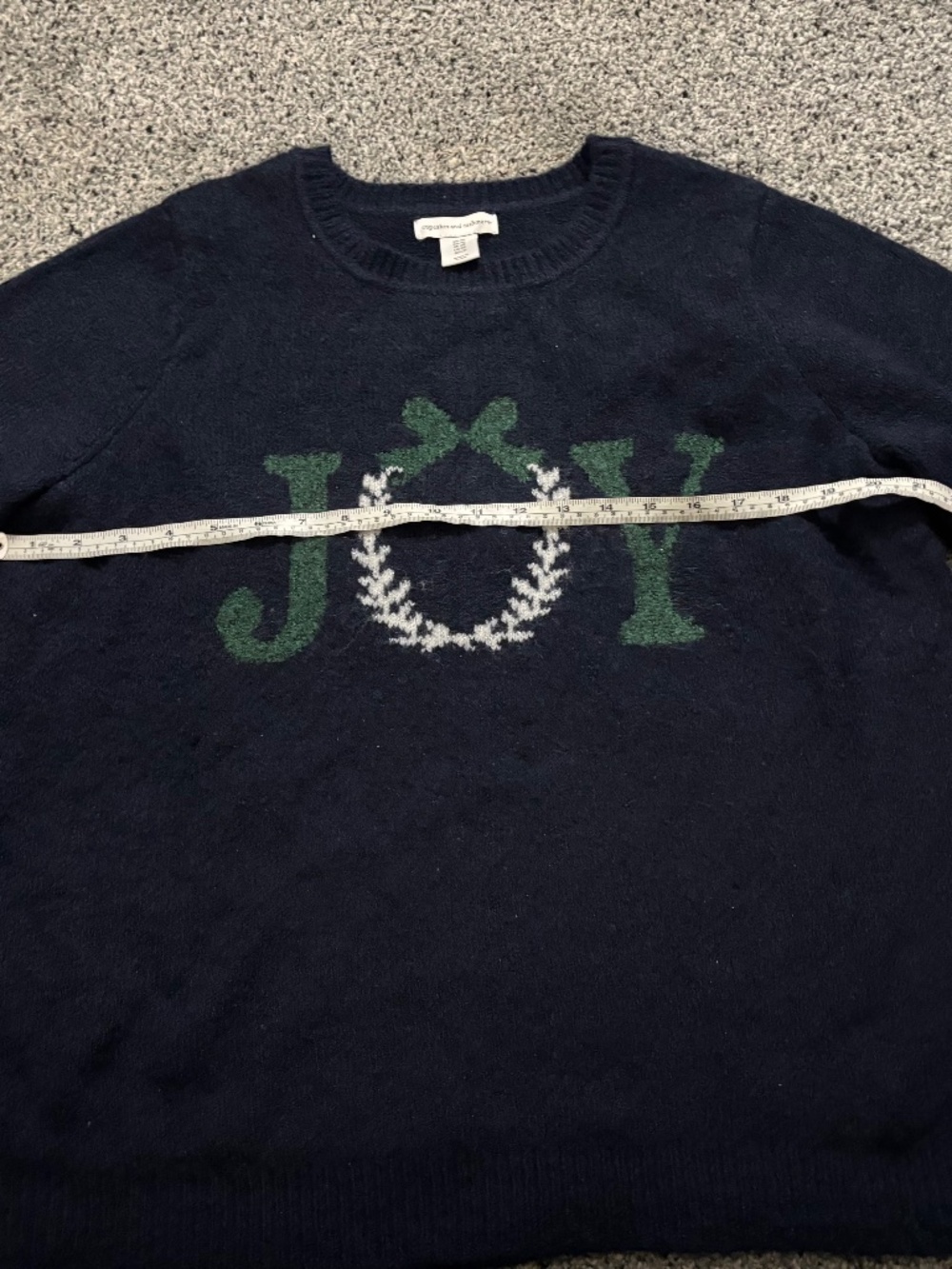 Women’s 1x cupcakes and cashmere joy sweater